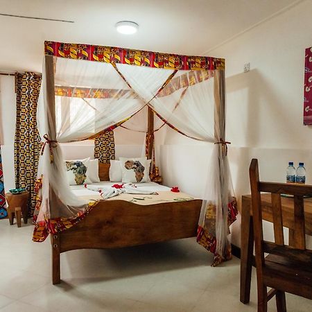 Shoki Shoki Guest House Занзибар Экстерьер фото