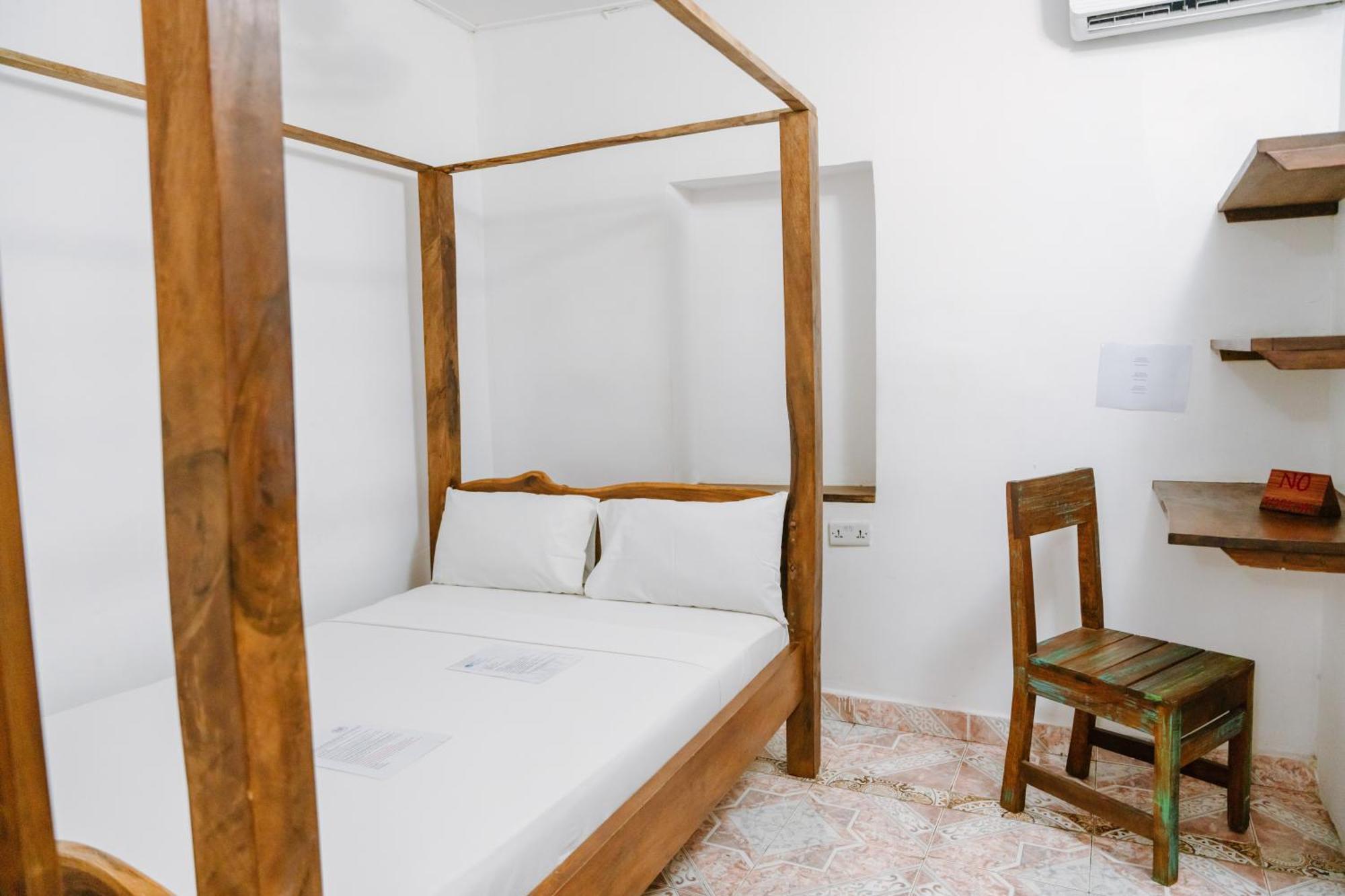 Shoki Shoki Guest House Занзибар Экстерьер фото