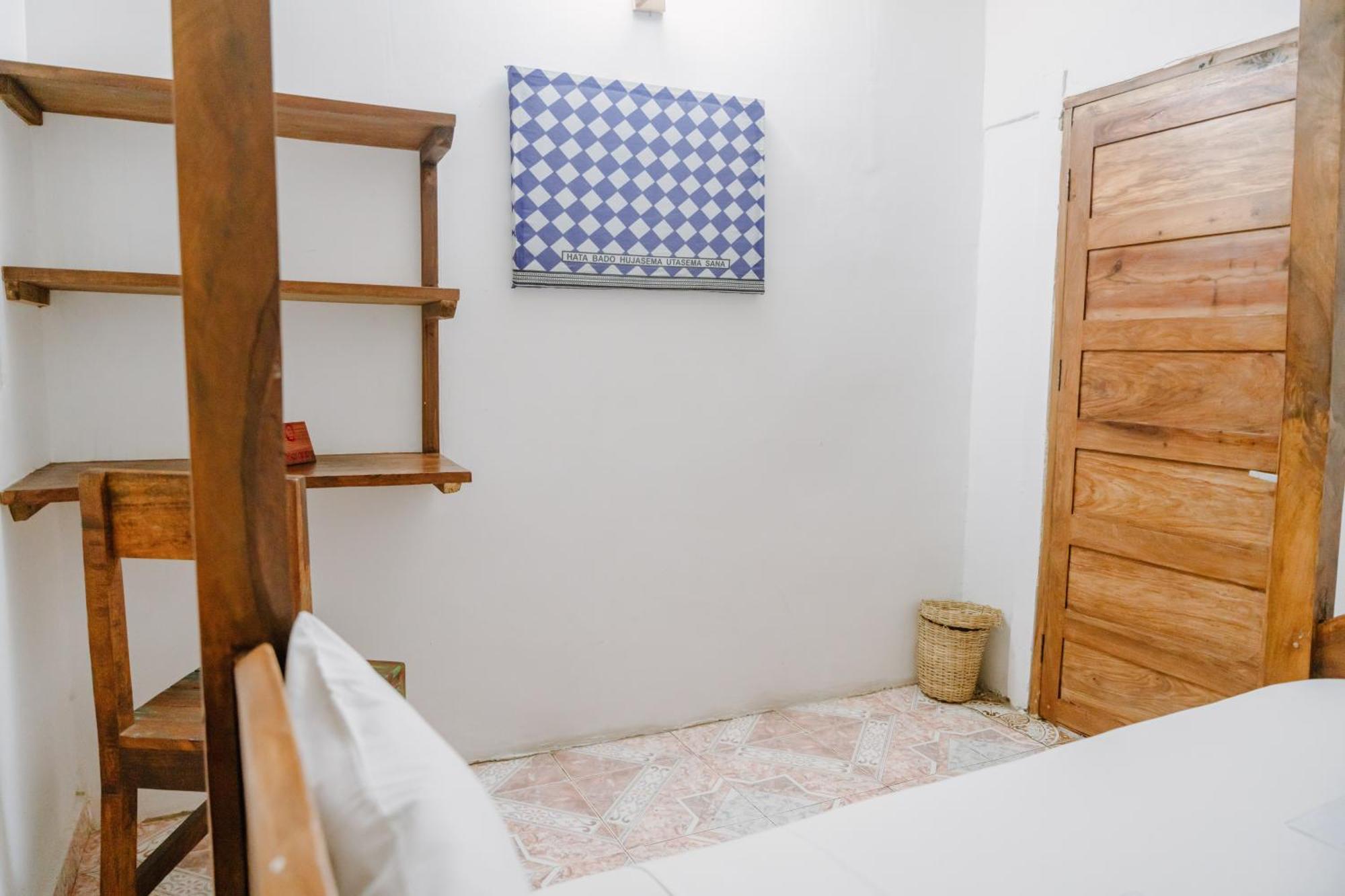 Shoki Shoki Guest House Занзибар Экстерьер фото