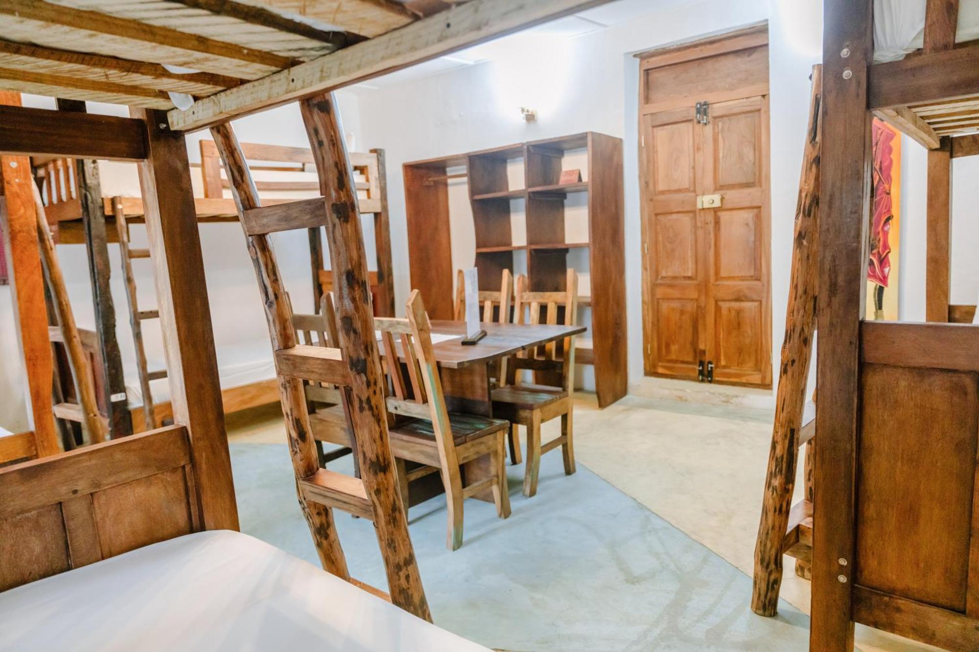 Shoki Shoki Guest House Занзибар Экстерьер фото