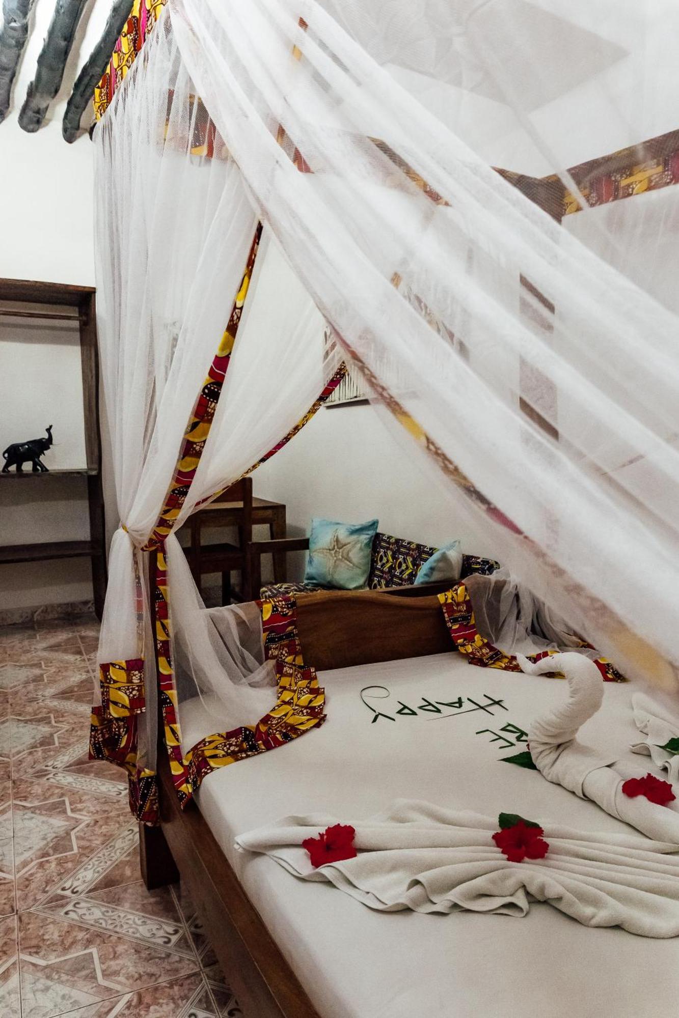 Shoki Shoki Guest House Занзибар Экстерьер фото